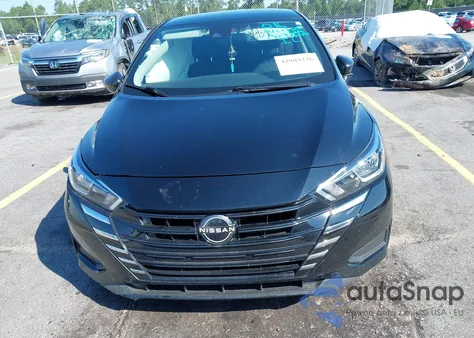 2024 Nissan Versa 1.6 S z USA, uszkodzony, nr VIN 3N1CN8DV1RL840701